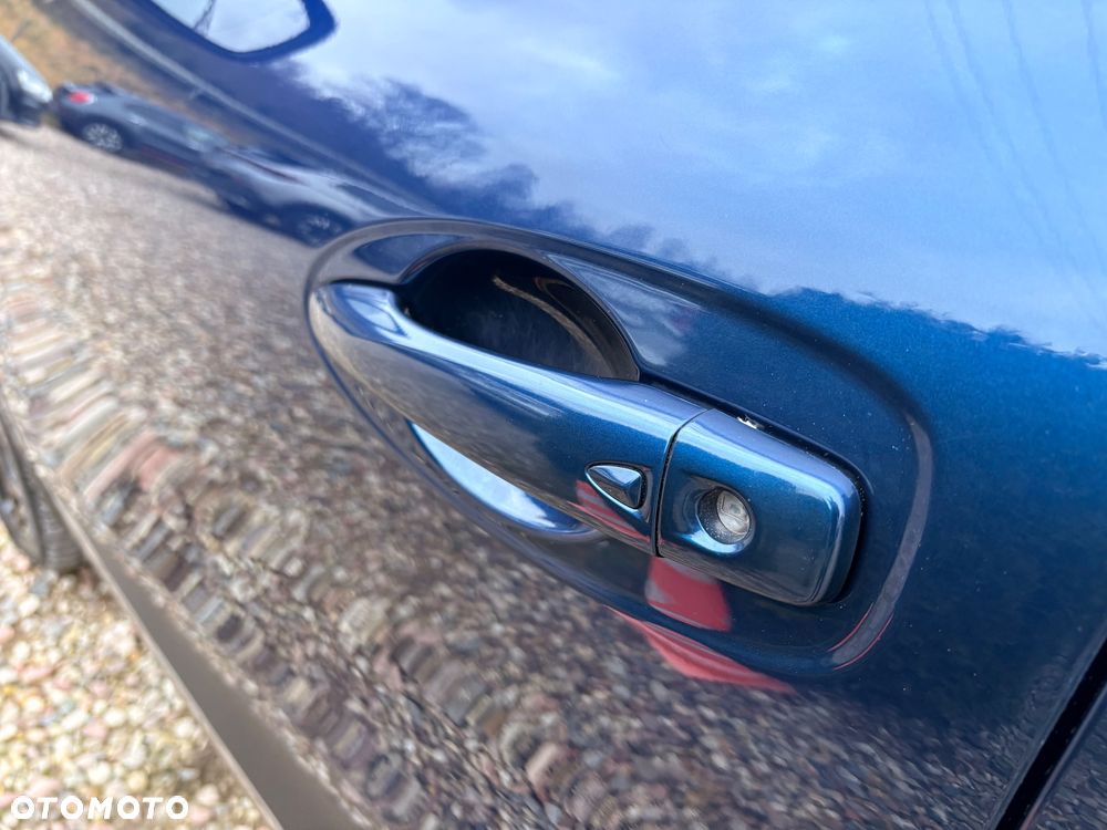 Renault Kadjar TCe 140 EDC GPF BLACK EDITION - 18