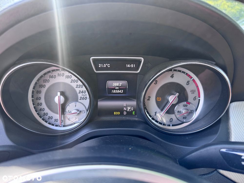 Mercedes-Benz GLA 220 d 4Matic 7G-DCT StreetStyle - 21