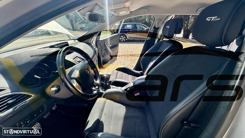 Renault Mégane Sport Tourer 1.5 dCi GT Line J18 - 15