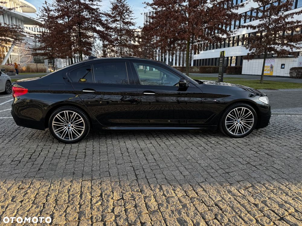 BMW Seria 5 525d M Sport sport - 8