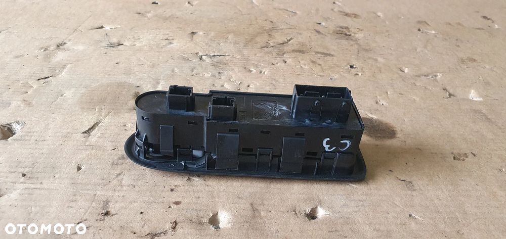 Panel szyb przełącznik lusterek Citroen C3 II 96652236XT - 3