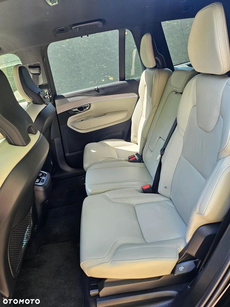 Volvo XC 90 B5 D AWD R-Design 7os - 12