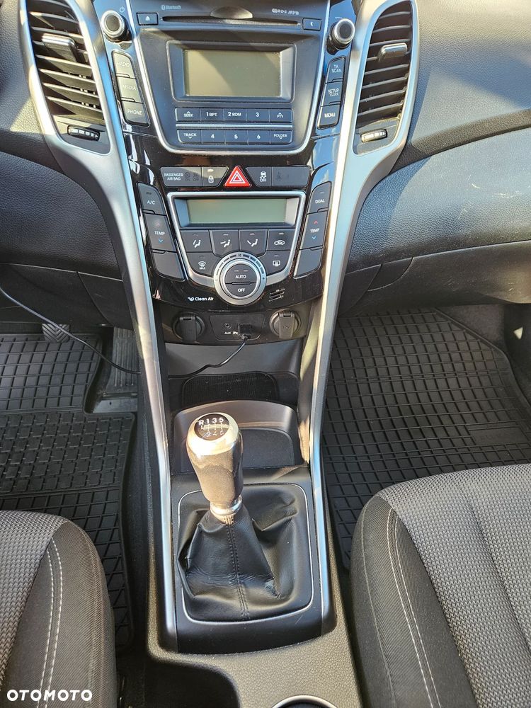 Hyundai i30 1.6 GDI Comfort - 8