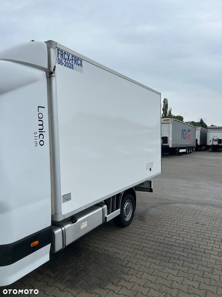 Mercedes-Benz Sprinter - 3