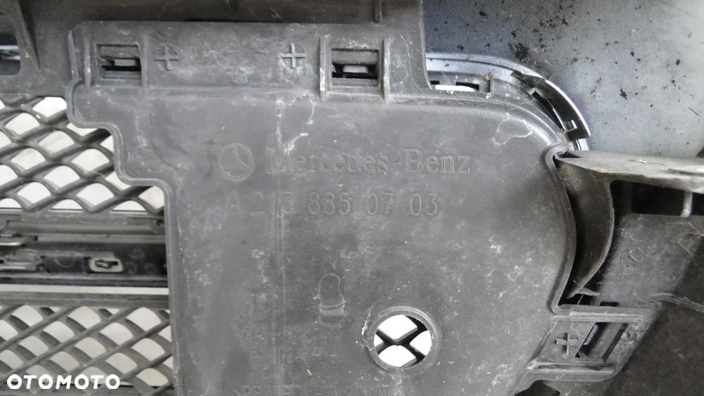MERCEDES E-KLASA W213 AMG ZDERZAK PRZÓD PRZEDNI - 39