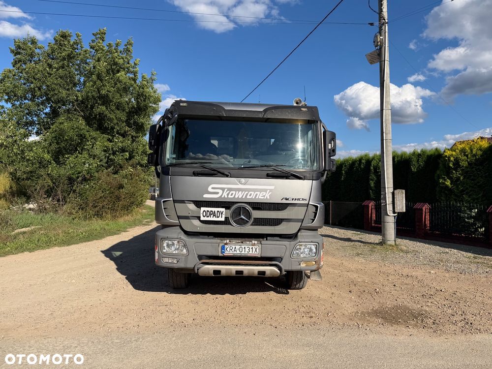 Mercedes-Benz Actros - 2