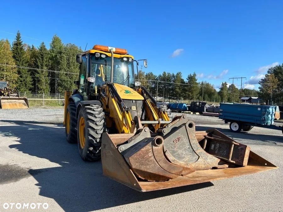JCB 4CX - 3