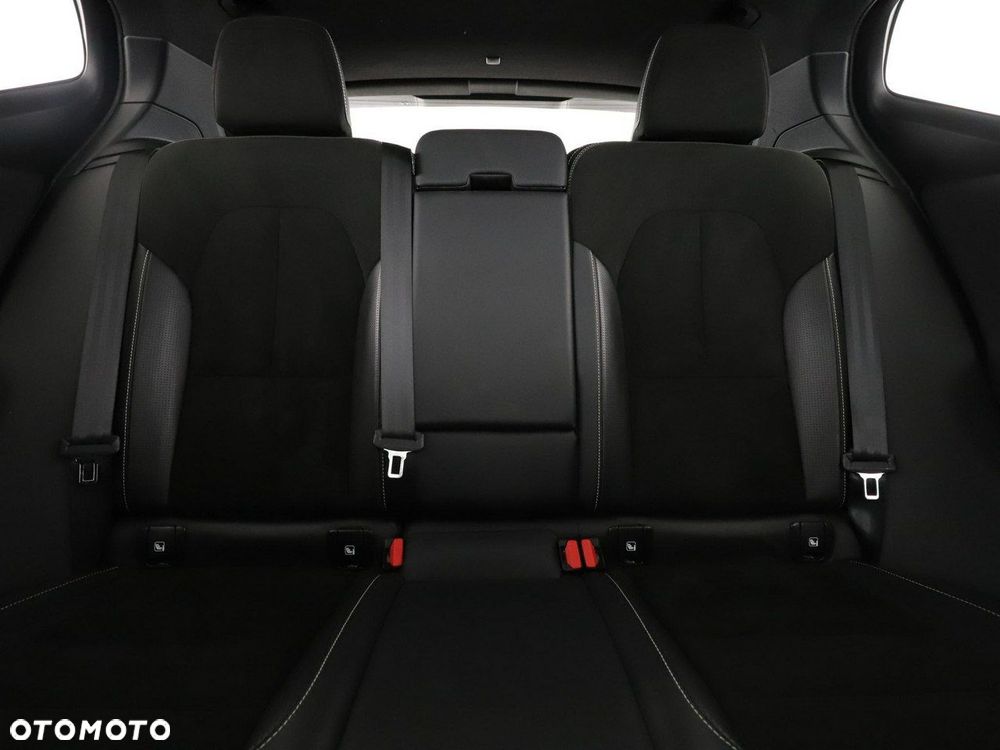 Volvo XC 40 T3 Geartronic RDesign - 19