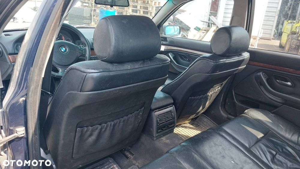 FOTELE LEWY + PRAWY PRZÓD + KANAPA TYŁ + BOCZKI SKÓRA BMW E39 KOMBI - 6