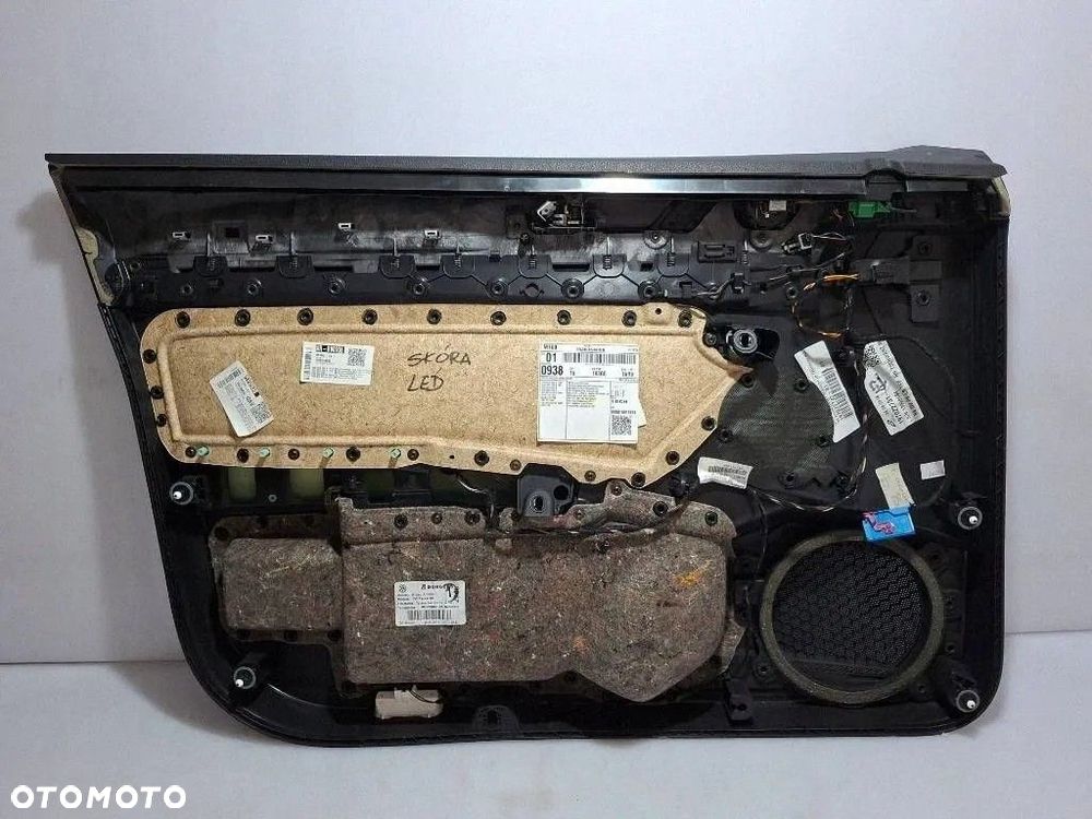 VW PASSAT B8 2019 Boczek drzwi przednich prawy skóra LED 3G1867012 europa - 12