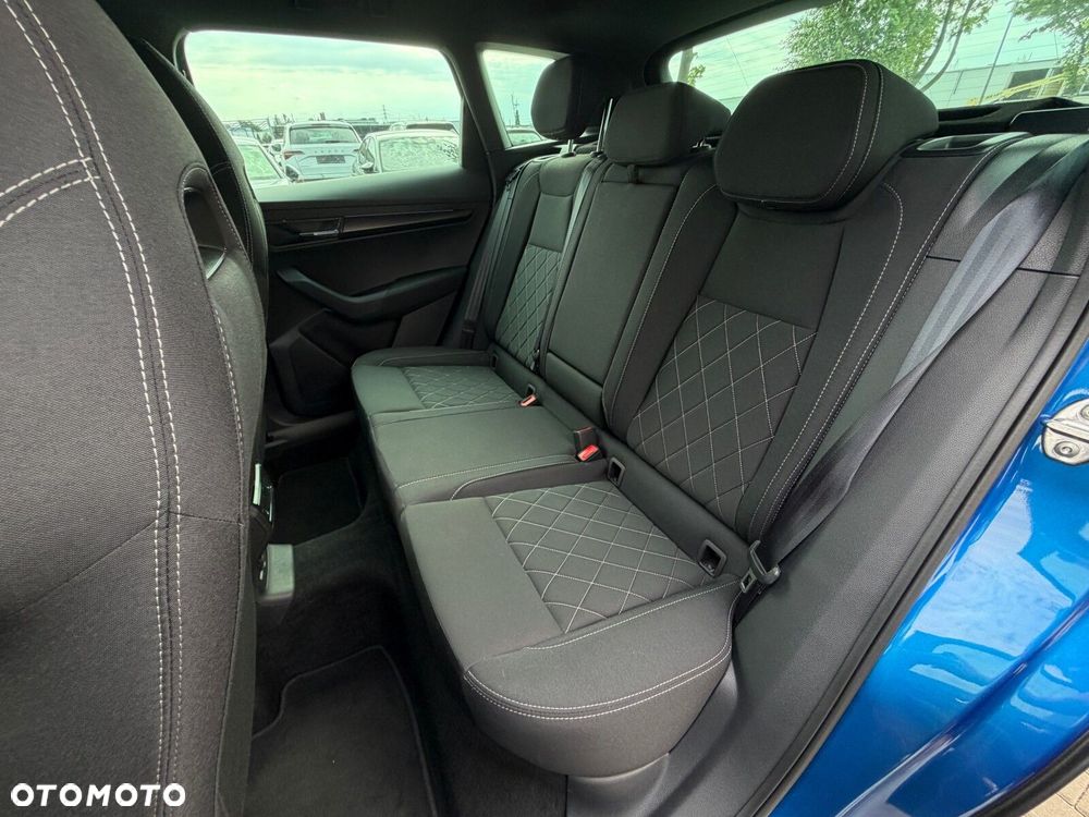 Skoda Karoq 1.5 TSI ACT Sportline DSG - 14