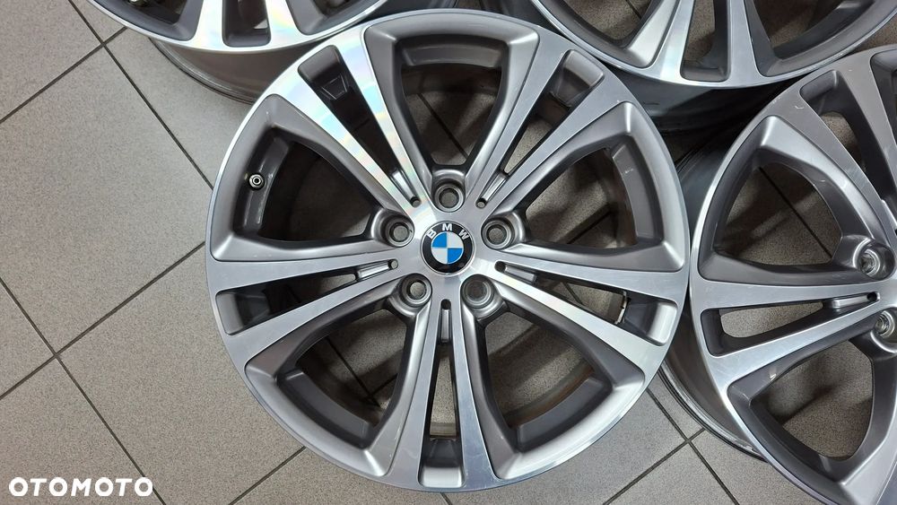 Felgi Aluminiowe 18 BMW X1 F48 5x112 ET 51 Styling 568 - 2
