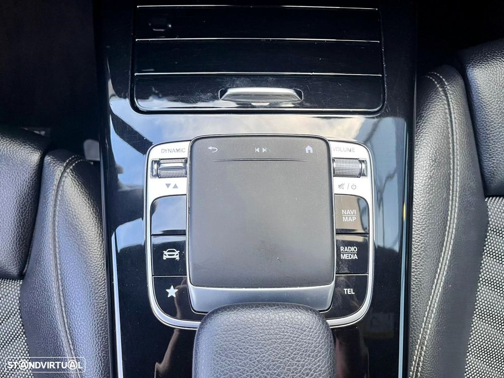 Mercedes-Benz A 180 - 30