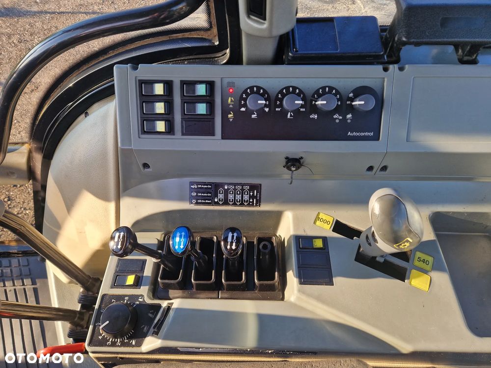 Valtra 8350 HiTech 1-Właściciel/Opony - 11