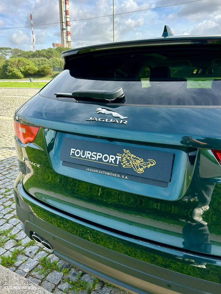 Jaguar F-Pace 2.0 i4D Portfolio - 11