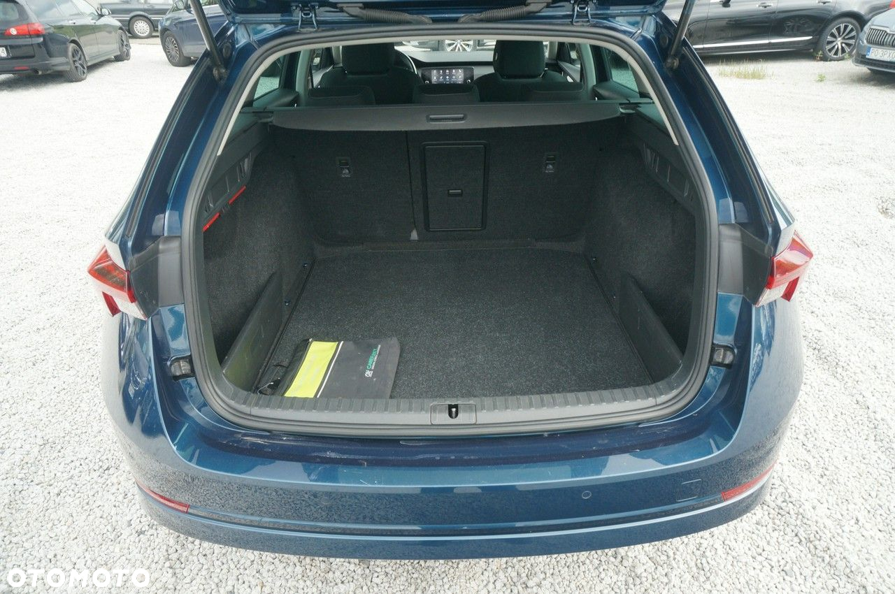 Skoda Octavia 2.0 TDI Ambition - 33