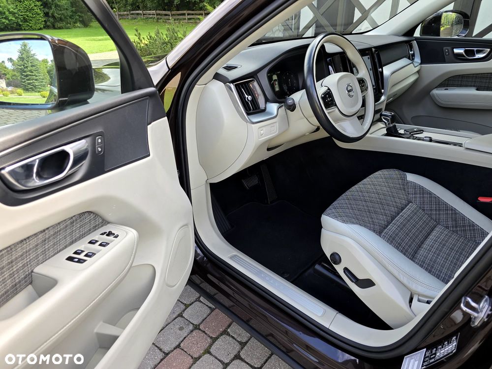 Volvo XC 60 - 7