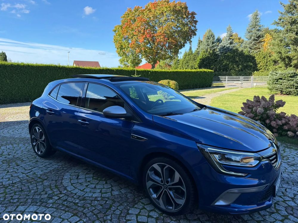 Renault Megane TCe 140 GPF GT LINE - 4