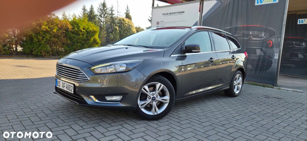 Ford Focus Turnier 1.0 EcoBoost Start-Stopp-System TITANIUM X - 4
