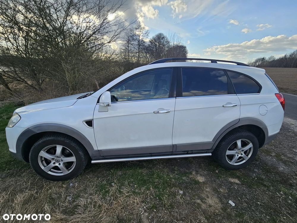 Chevrolet Captiva 3.2 LT (deu) - 3