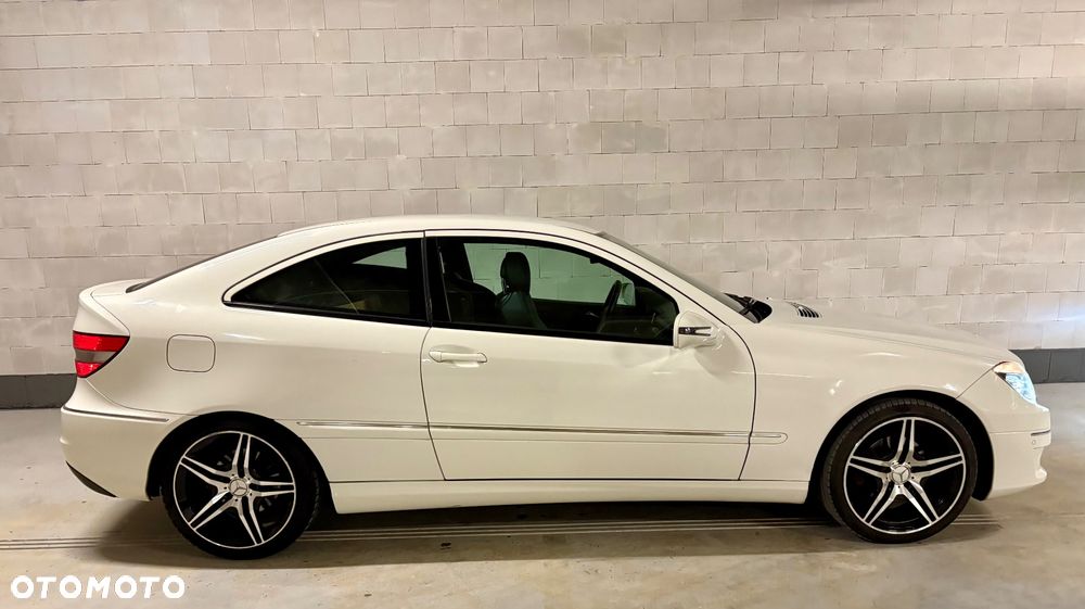 Mercedes-Benz CLC - 4