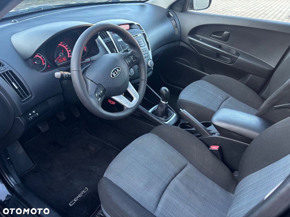 Kia Ceed 1.4 CVVT EX - 5