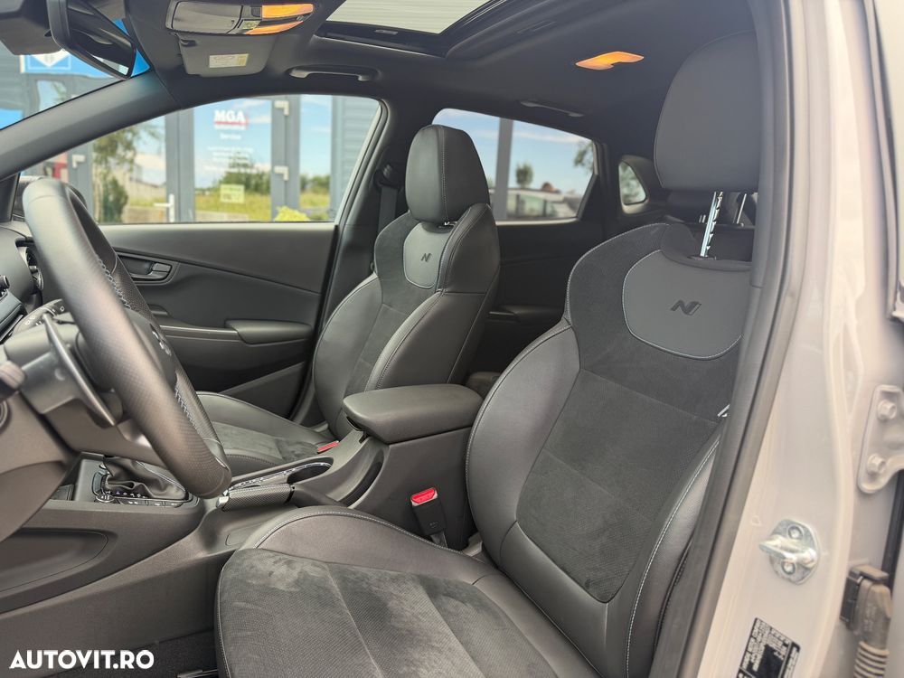 Hyundai KONA - 28