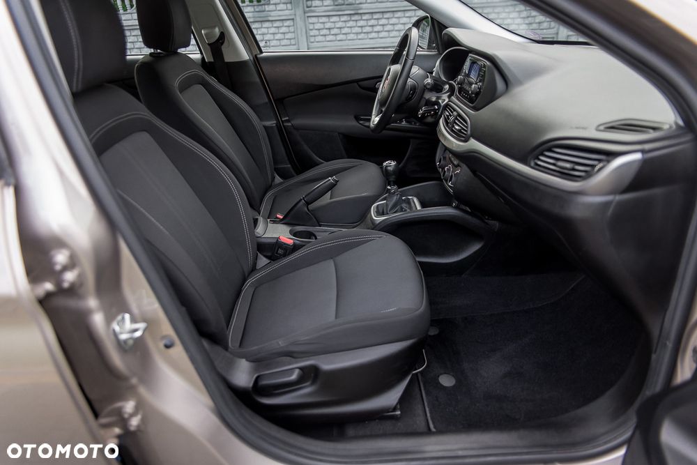 Fiat Tipo 1.4 16v Easy - 21
