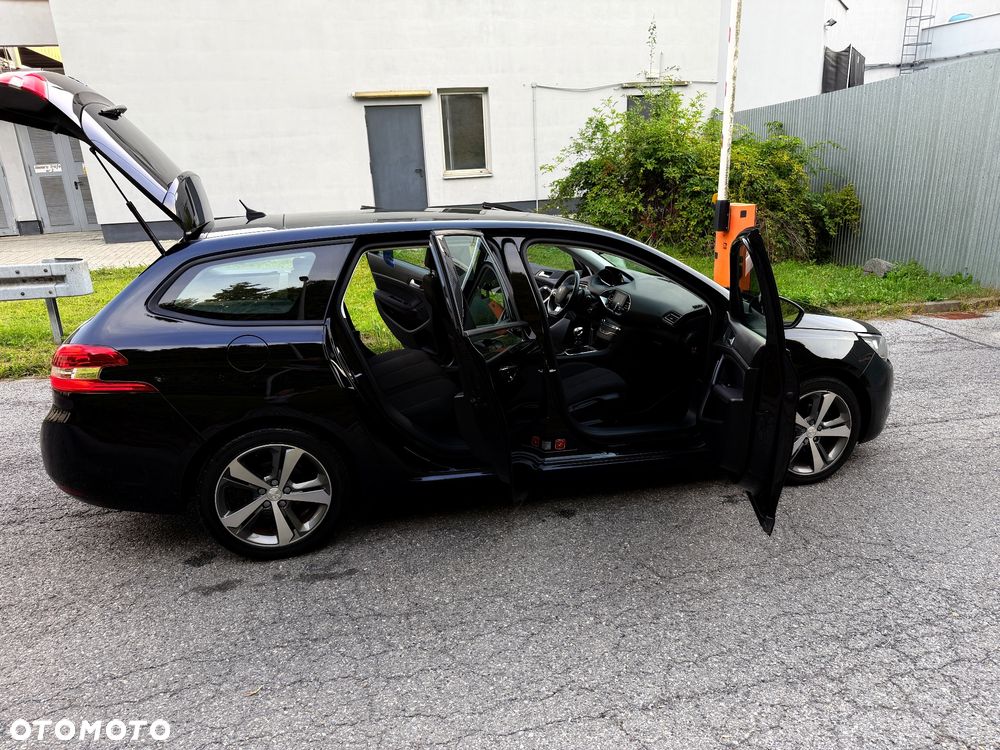Peugeot 308 130 e-THP Stop & Start Active - 8