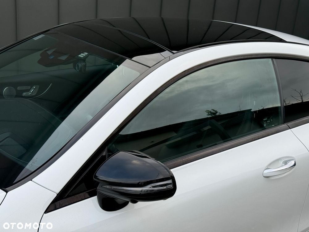 Mercedes-Benz Klasa E 220 d 4-Matic 9G-TRONIC - 17