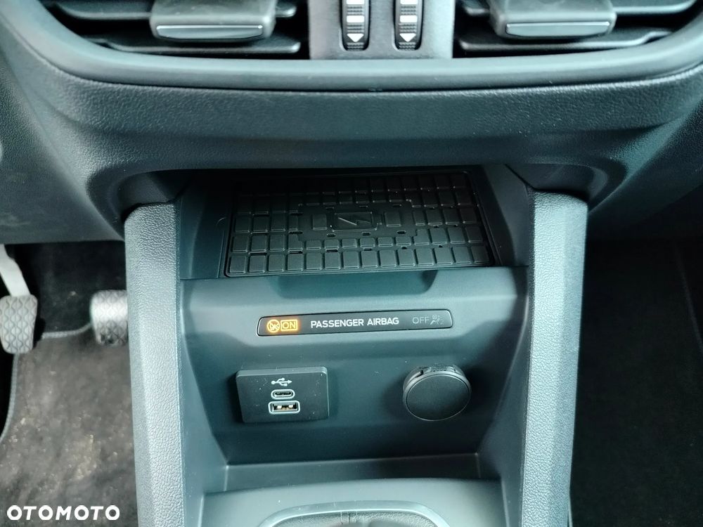 Ford Tourneo Courier 1.0 EcoBoost Active - 17