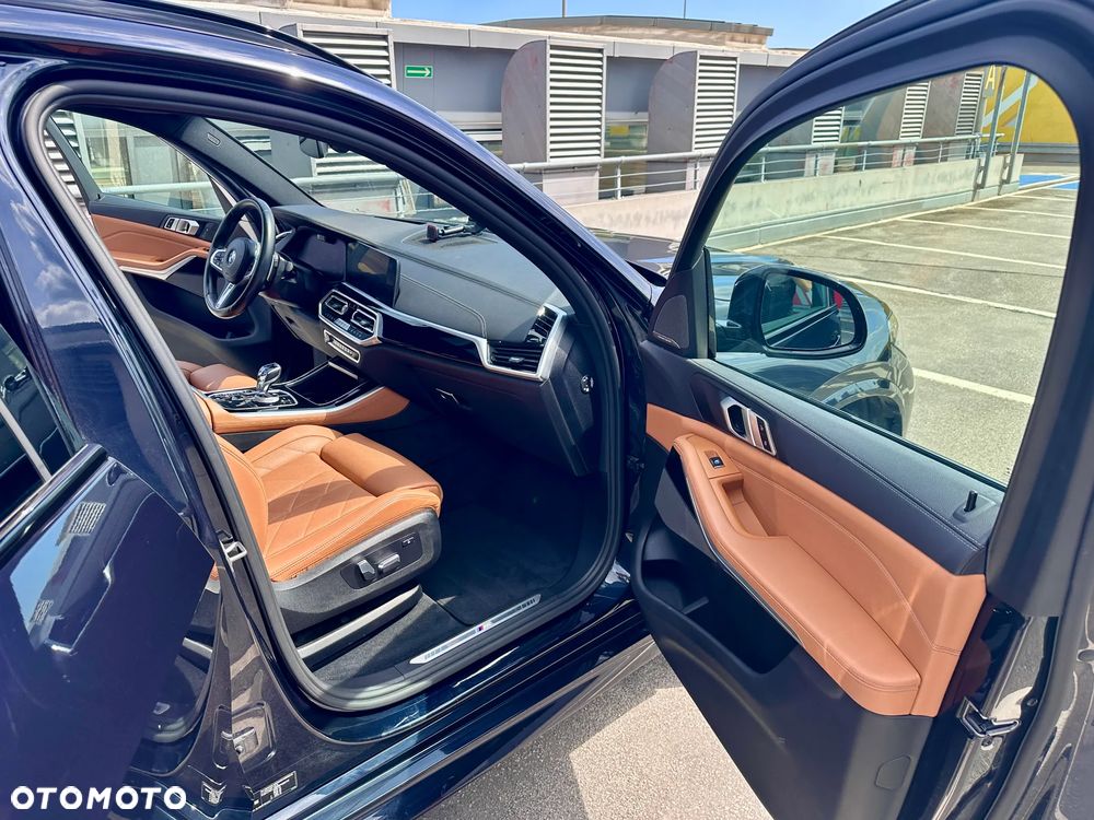BMW X5 xDrive40i mHEV - 15