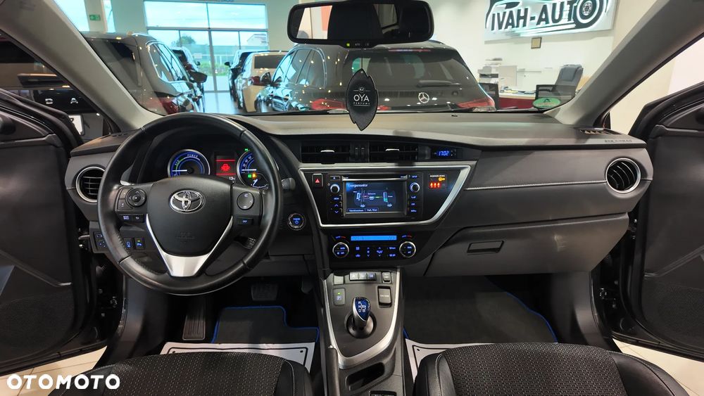 Toyota Auris 1.8 HSD Luna - 33