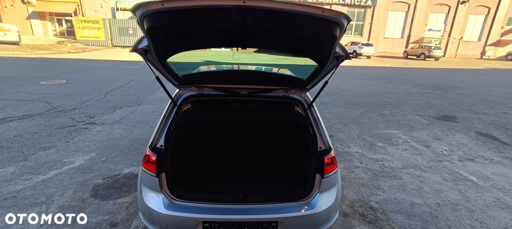 Volkswagen Golf 2.0 BlueTDI DSG Comfortline - 8