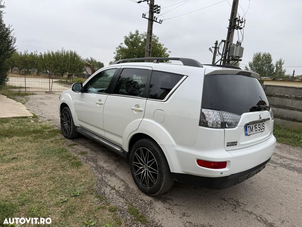 Mitsubishi Outlander 2.2 DI-D Intense A13 - 4