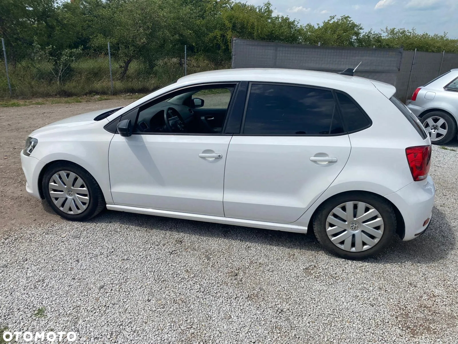 Volkswagen Polo 1.6 TDI DPF Comfortline - 4