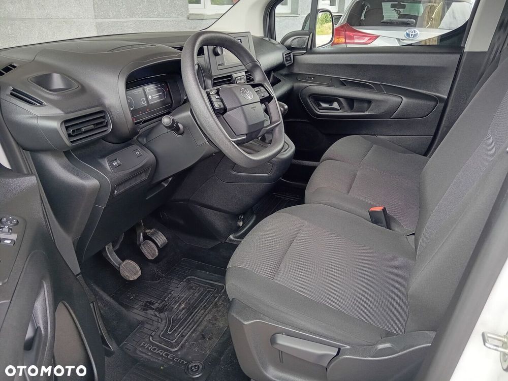 Toyota PROACE CITY - 11