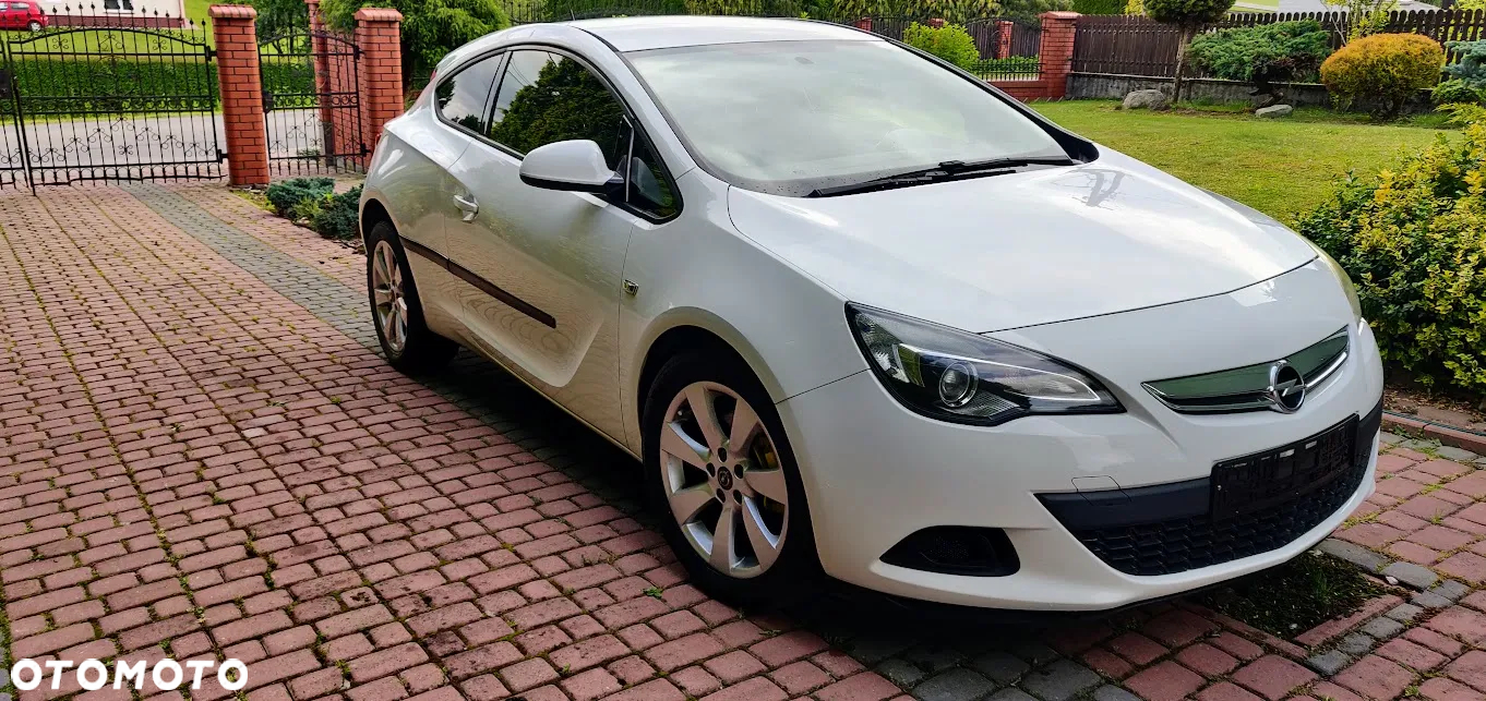 Opel Astra GTC 1.4 Turbo - 3