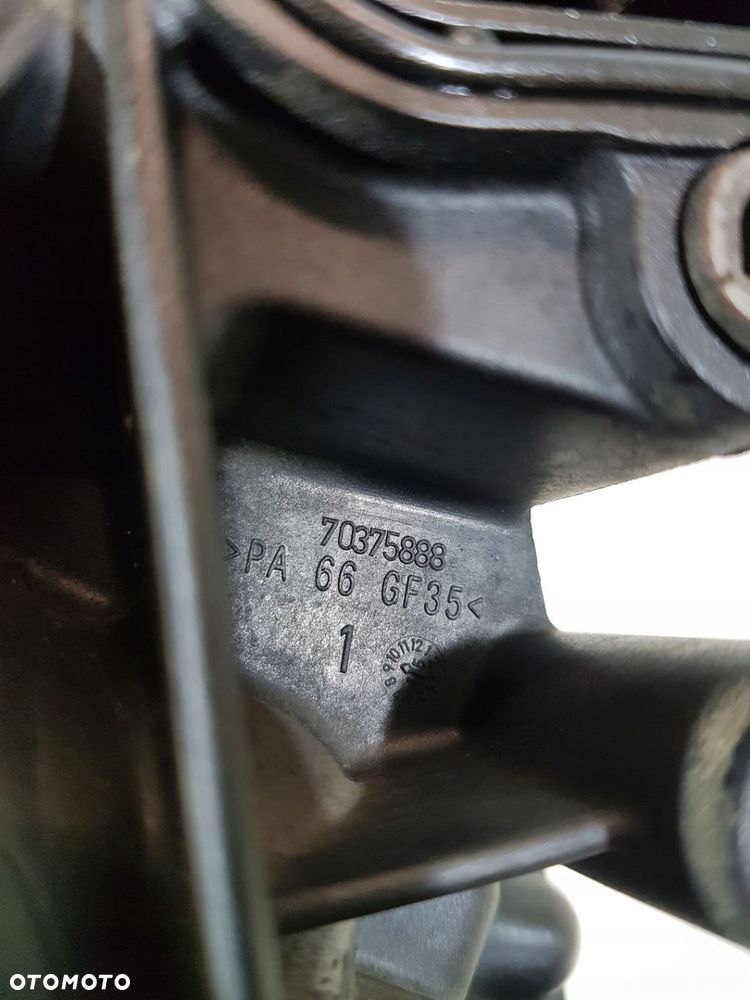 OBUDOWA FILTRA OLEJU 152085948R OPEL VIVARO B TRAFIC III 1.6D - 7