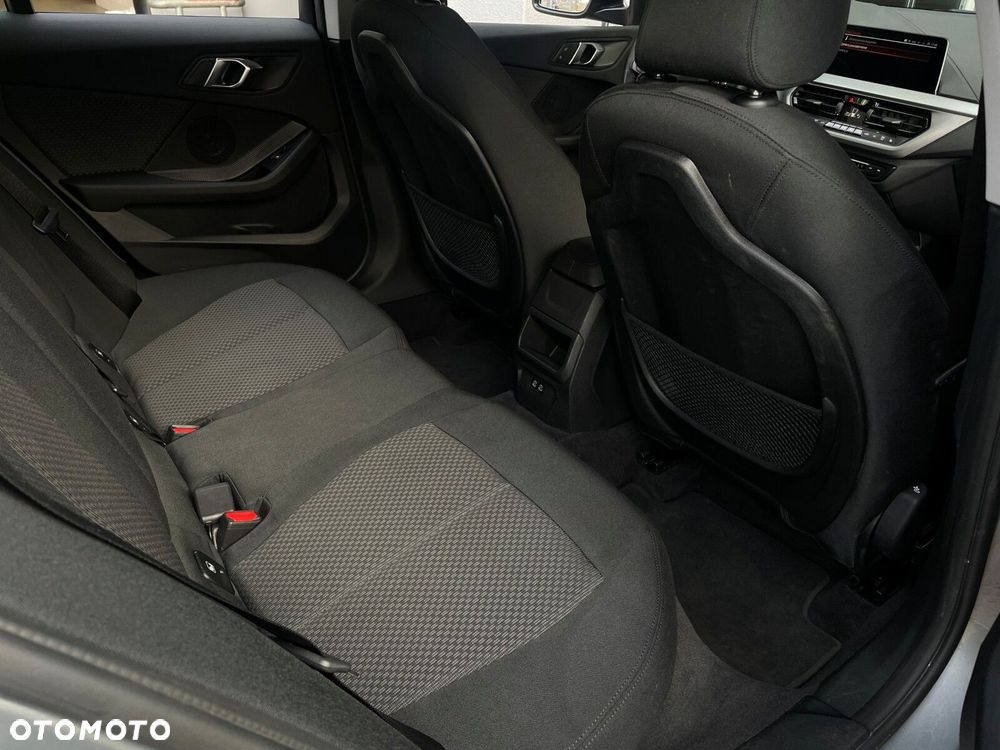 BMW Seria 1 - 14