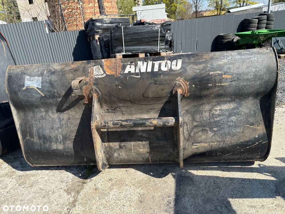 Manitou MLT 733 115 D ST4 S3 TRACT LSU - 17