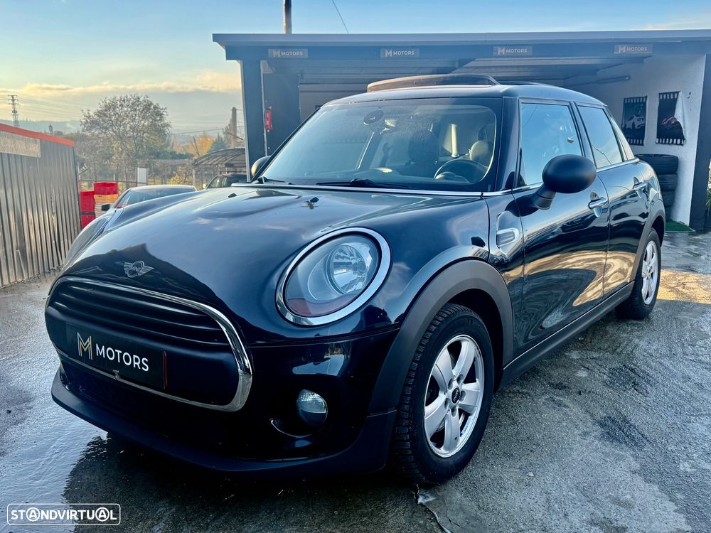 MINI 5 Portas Cooper D - 2