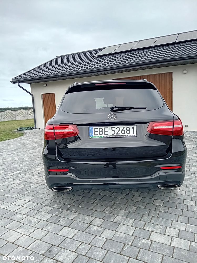 Mercedes-Benz GLC 250 4Matic 9G-TRONIC AMG Line - 14