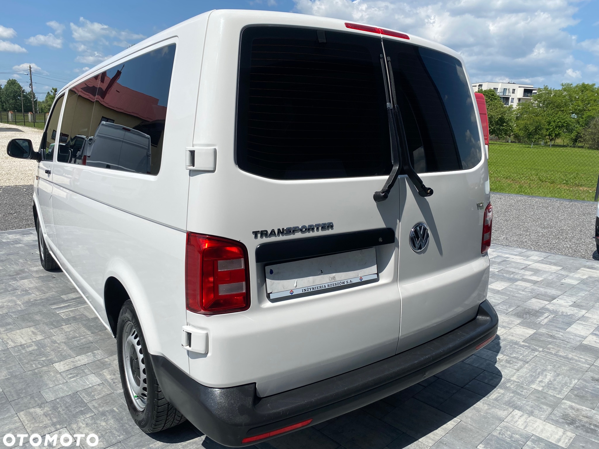 Volkswagen Transporter T6 TDI L2H2 - 14