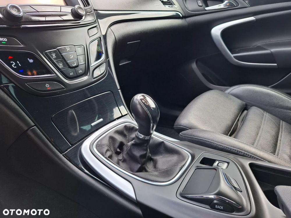 Opel Insignia 2.0 CDTI Cosmo S&S - 18