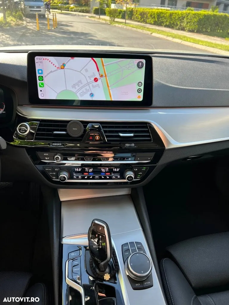 BMW Seria 5 520d AT MHEV - 23