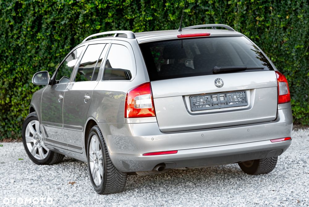 Skoda Octavia 1.6 - 9