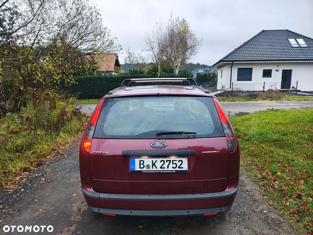 Ford Focus 1.6 16V Connection - 15