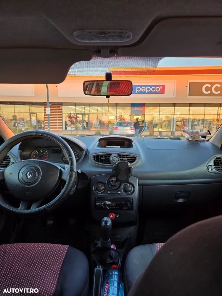 Renault Clio 1.5 dCi Grandtour Expression - 10