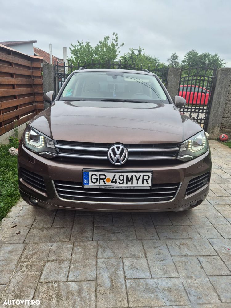 Volkswagen Touareg - 1